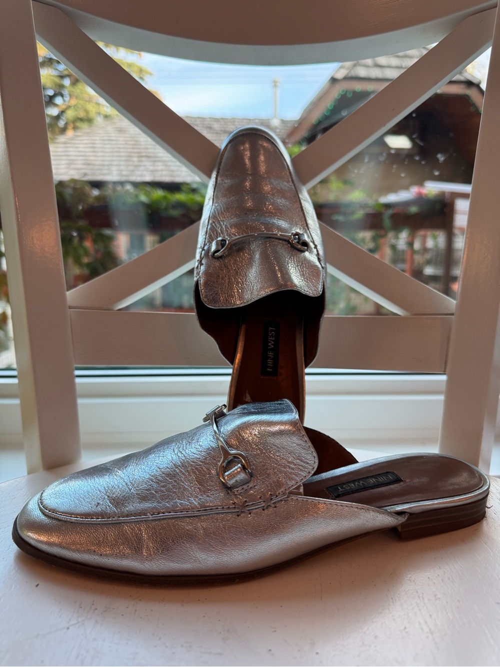 Nine West Metallic Silver Horsebit Mule Loafers – Size 6.5